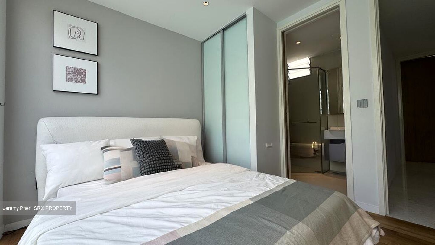 Miltonia Close (D27), Terrace #519828811